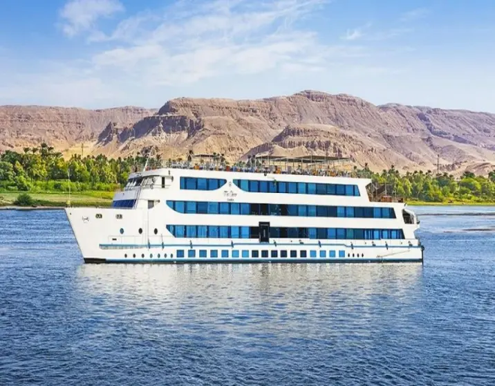 3-Night Nile Cruise from Aswan to Luxor with Hot Air Balloon